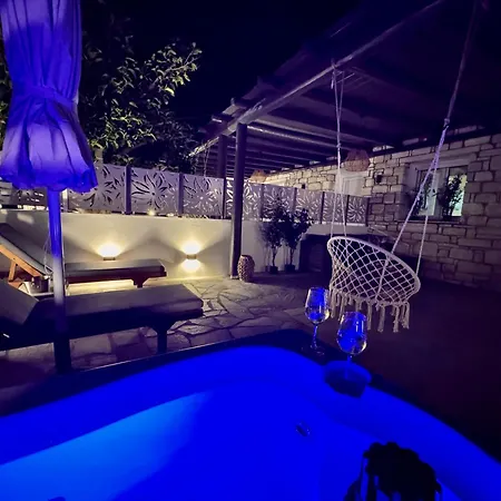 La Vie Est Belle Luxury With Jacuzzi '2' Apartment Pounda
