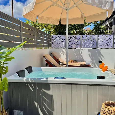 Apartment La Vie Est Belle Luxury With Jacuzzi '2' *