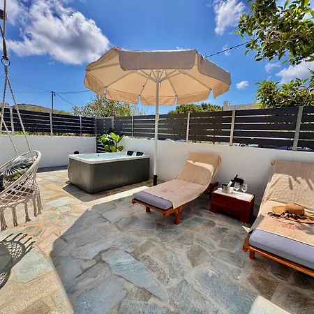 Apartment La Vie Est Belle Luxury With Jacuzzi '2'